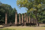 Wat Suan Kaeo Utthayan Yai is also known as Wat Kao Hong (Nine Rooms Temple).
Si Satchanalai was built between the 13th and 15th centuries and was an integral part of the Sukhothai Kingdom. It was usually administered by family members of the Kings of Sukhothai.